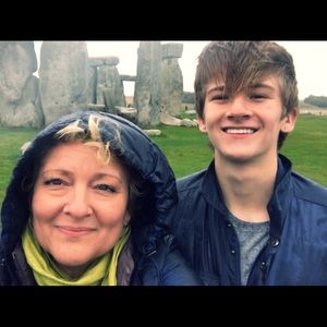 Meet your Posher, Ethan